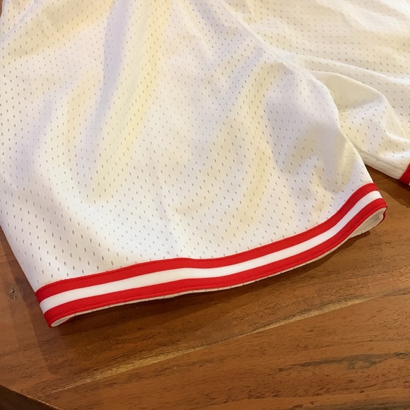 🔆 Used like new! Gently used Men’s size small - Picture 11 of 12